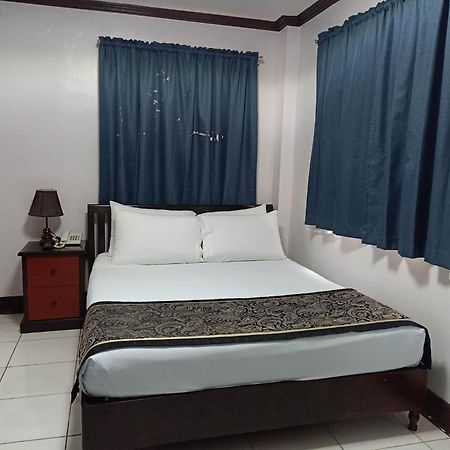 The Gabriella Bed And Breakfast Tagbilaran-stad Buitenkant foto