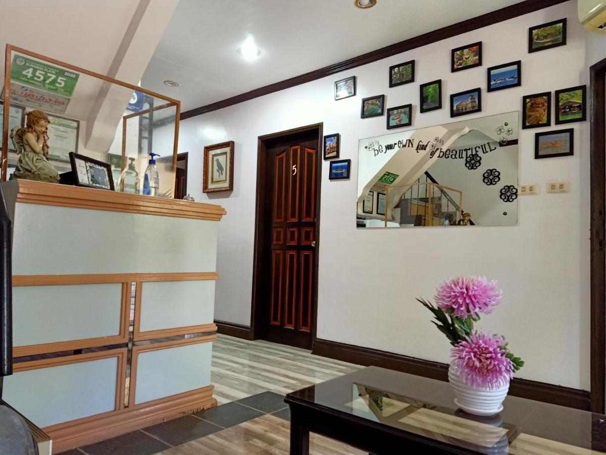 The Gabriella Bed And Breakfast Tagbilaran-stad Buitenkant foto