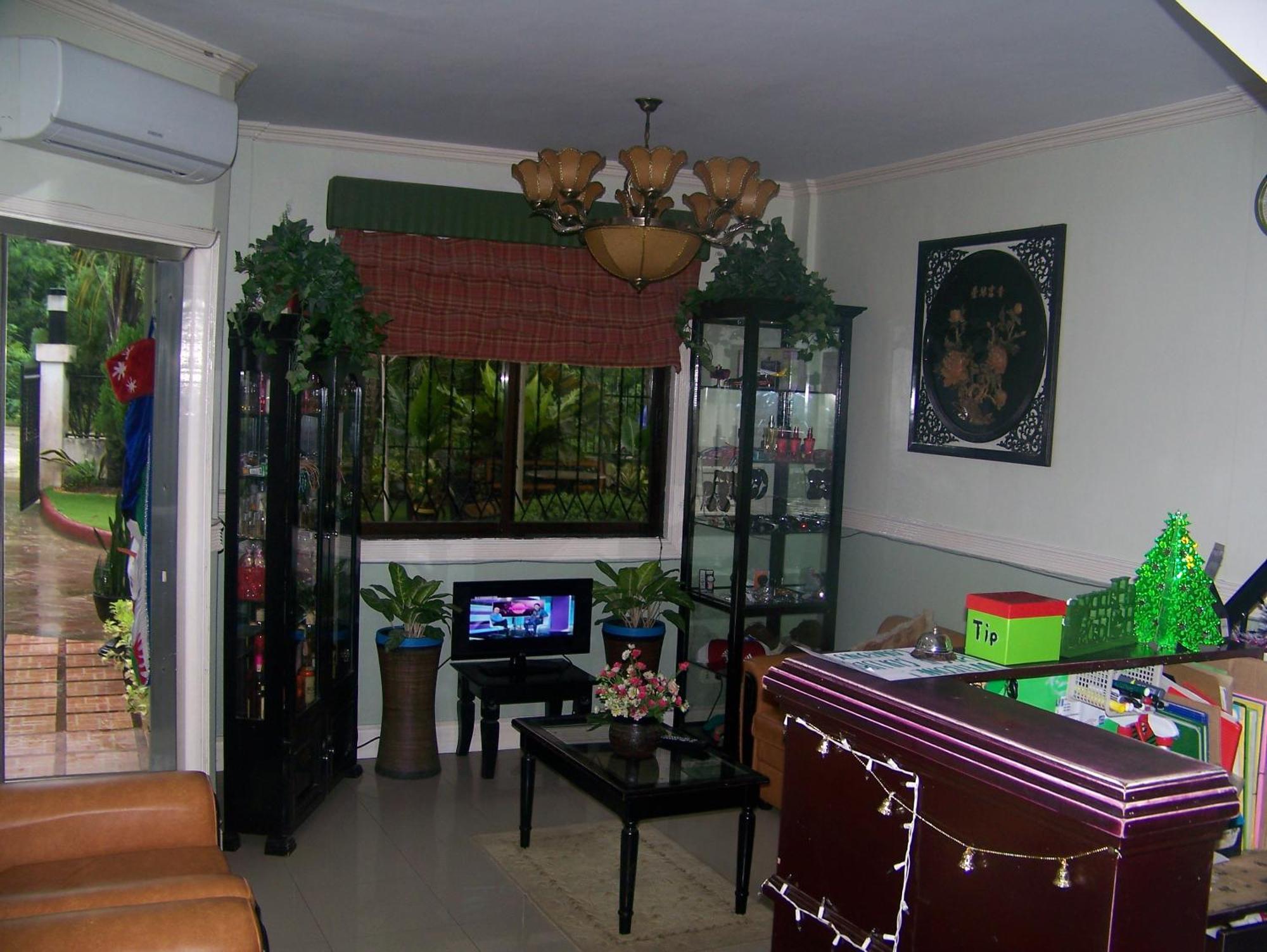 The Gabriella Bed And Breakfast Tagbilaran-stad Buitenkant foto