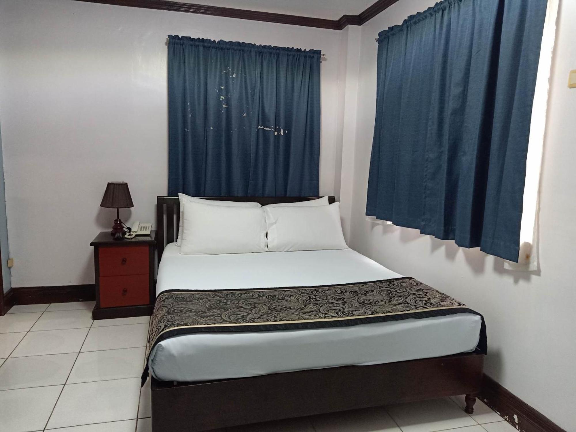 The Gabriella Bed And Breakfast Tagbilaran-stad Buitenkant foto