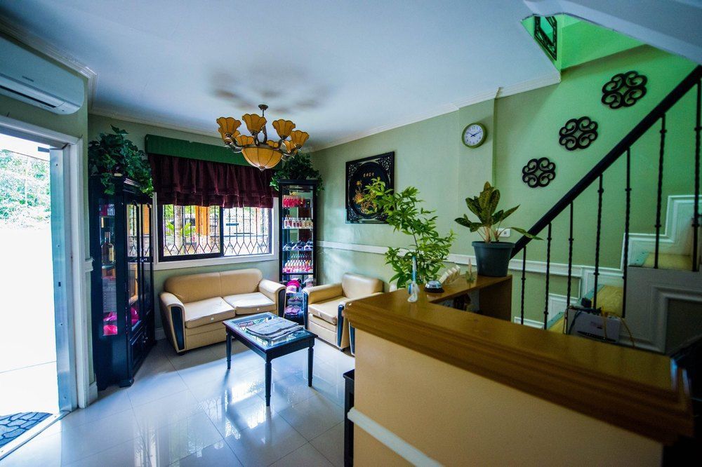 The Gabriella Bed And Breakfast Tagbilaran-stad Buitenkant foto